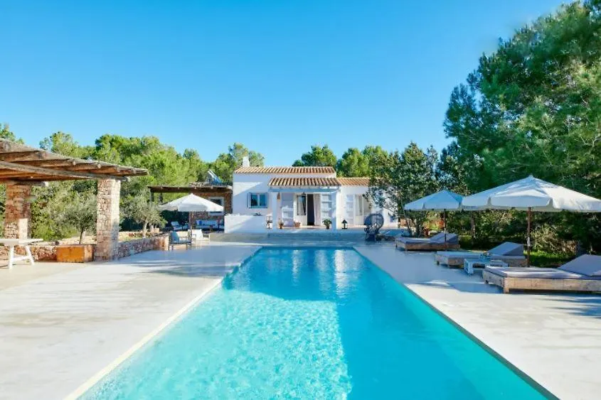 Ca Aquamarine -Luxurious Villa, Walking Distance From Saona Beach location